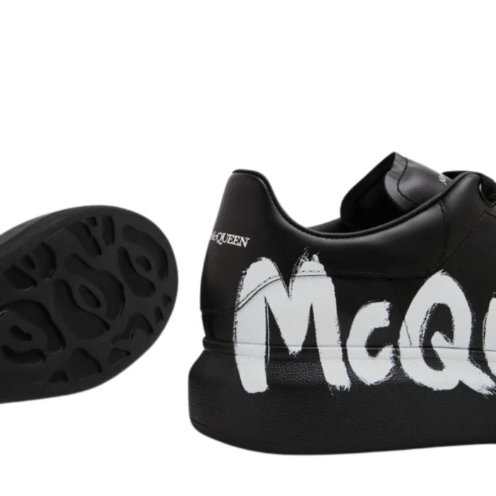 Aexander Mcqueen Oversized Graffiti - Black White - Image 4